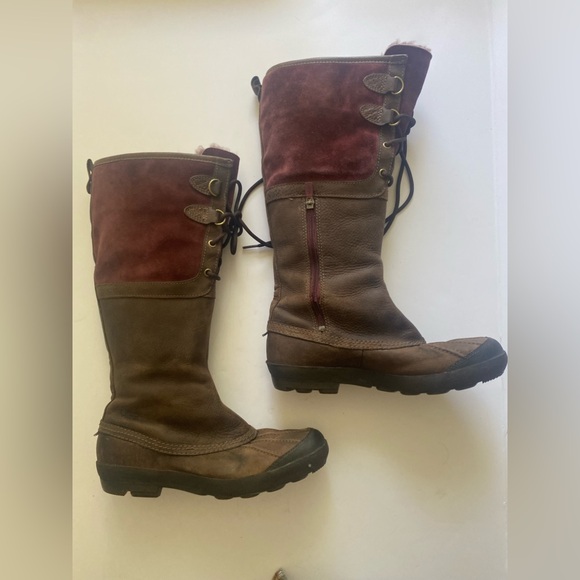 UGG Belcloud tall waterproof leather boots size 10 pristine condition - Picture 5 of 16